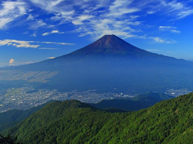 富士山に登り隊
