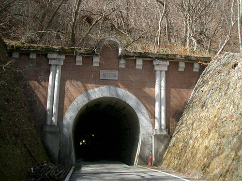 笹子トンネル（イメージ）