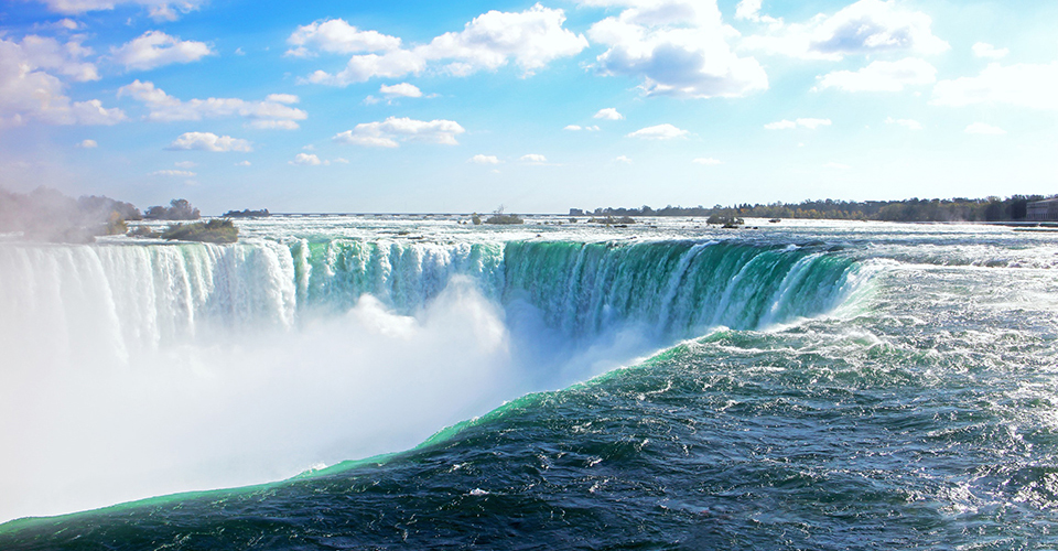 ナイアガラの滝（カナダ滝）／ナイアガラフォールズ（イメージ）