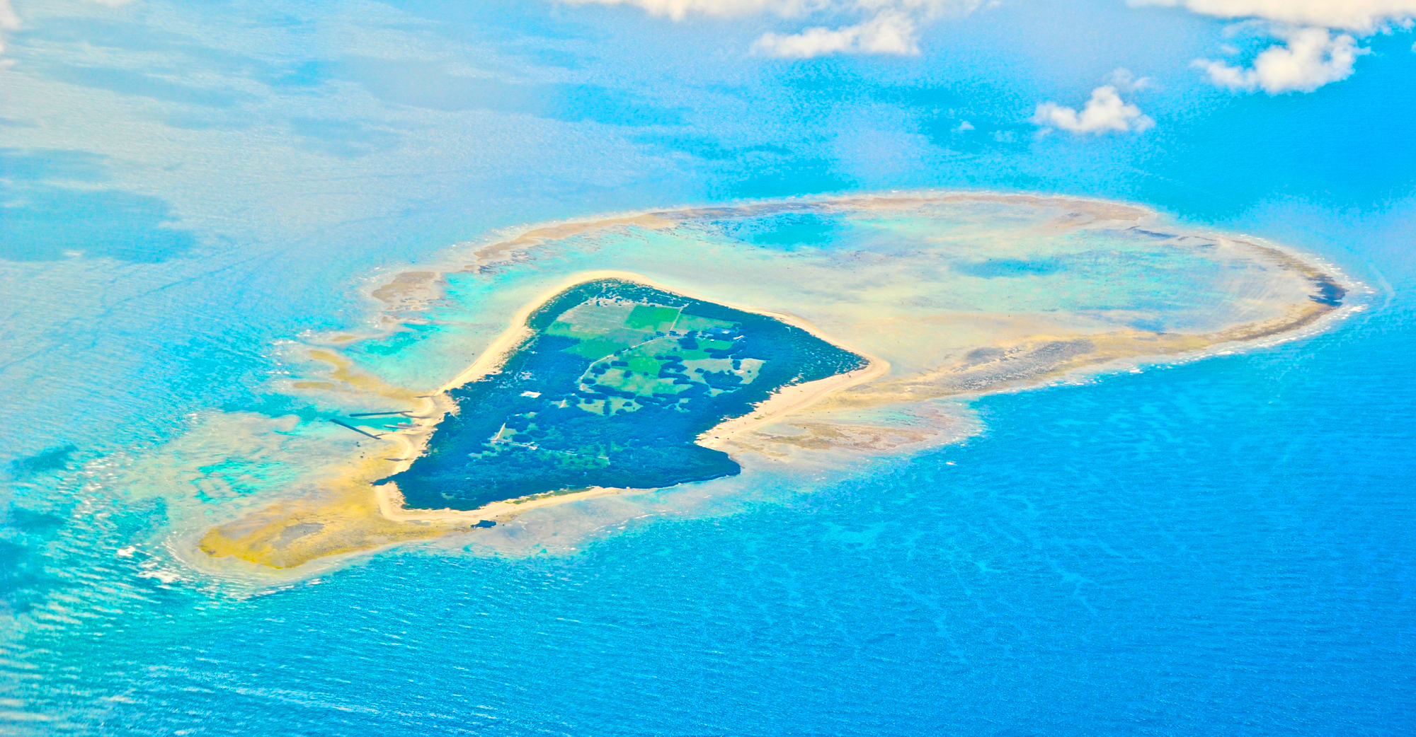 水納島（空撮・イメージ）