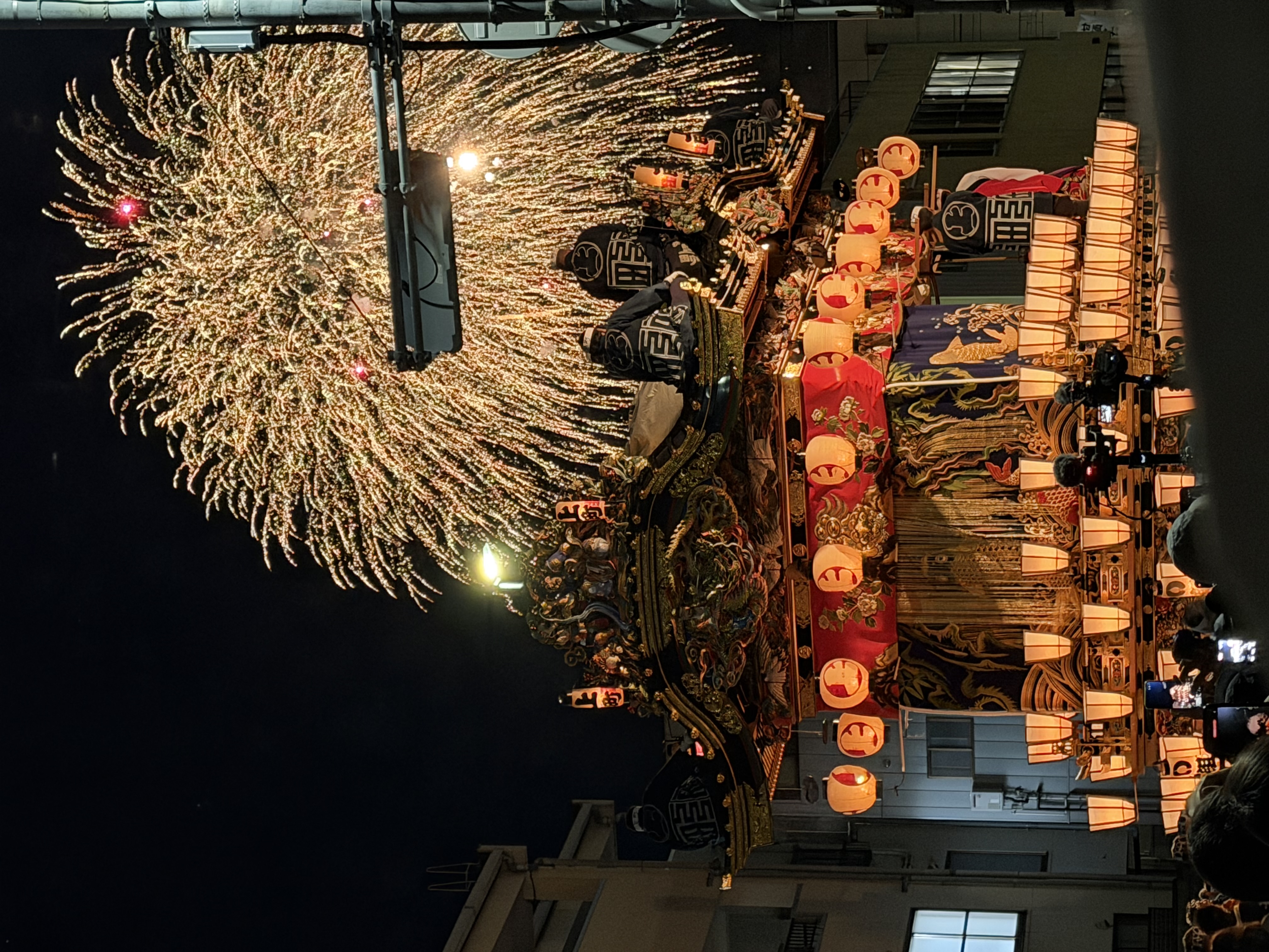 山車と花火（イメージ・2025年実施ツアー中にて撮影）