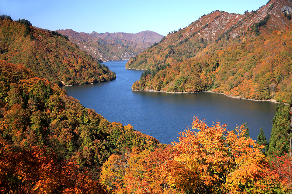 奥只見湖（イメージ）/「奥只見湖」新潟県のPN.山ちゃんさんの作品