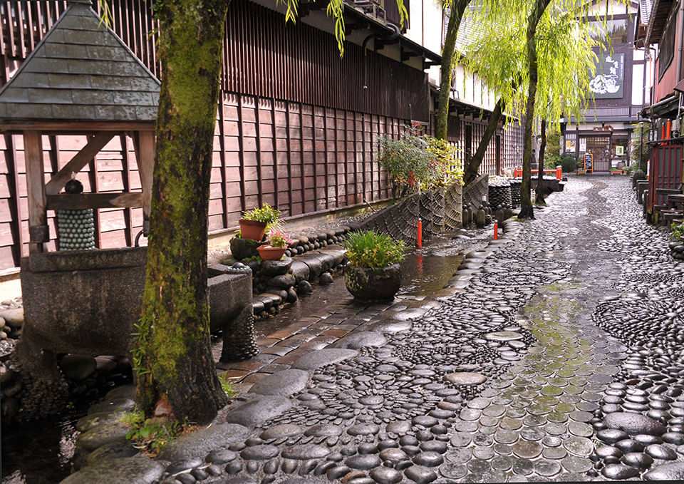 郡上八幡（イメージ）/「やなか水のこみち」神奈川県のPN.はまのねこさんの作品