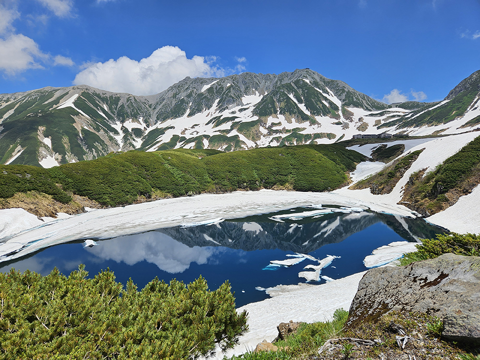 室堂（イメージ）/「ミクリガ池」愛知県の鈴木 教子さんの作品