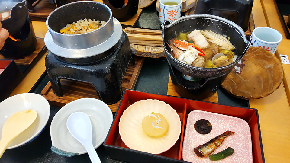 海鮮鍋とあさり釜飯（イメージ）