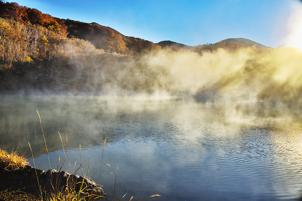 地獄沼（イメージ）/「朝日を浴びた幻想」埼玉県の中田 正樹さんの作品