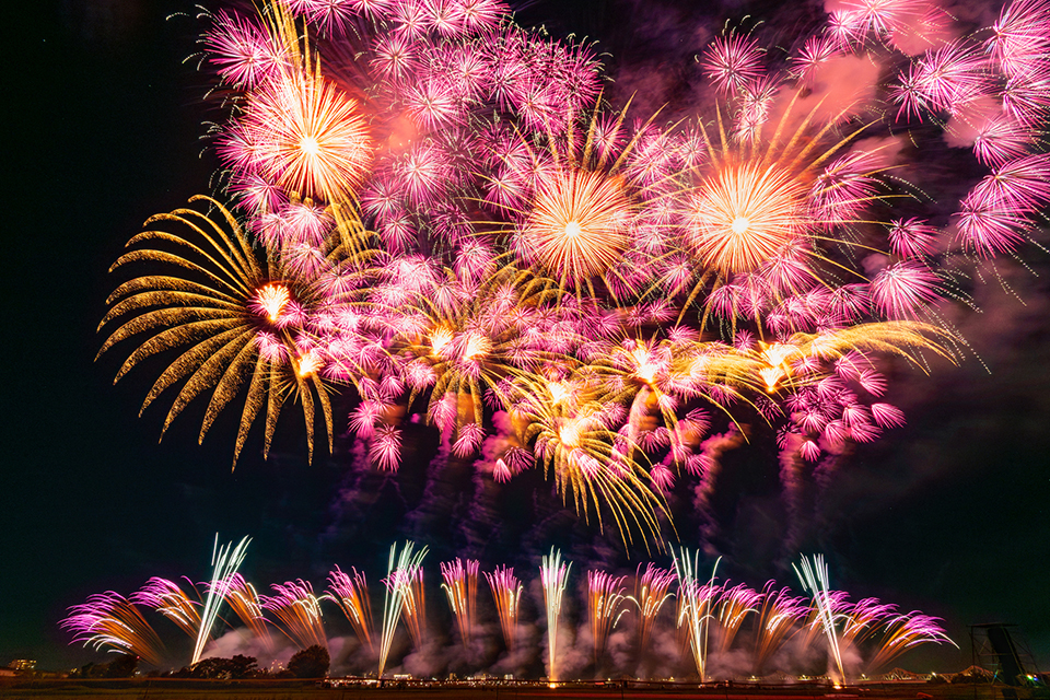 復興祈願花火「フェニックス」（イメージ）