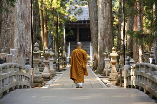 高野山・奥之院（イメージ）