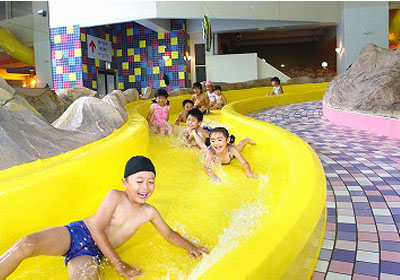 プール付温泉リゾートに2連泊！定山渓ビューホテル・道内最大級「水の王国ラグーン」（イメージ）