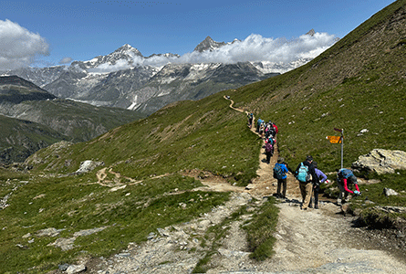 ゴルナー氷河と逆さマッターホルン展望ハイキング（イメージ）